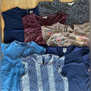 Size Medium (M) Short Sleeve/Sleeveless Bundle